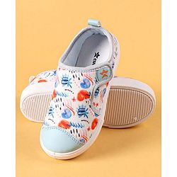 Cute Walk by Babyhug Casual Shoes with Velcro Closer & Heart Print - Light Blue