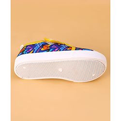 Cute Walk by Babyhug Velcro Closure Doodle Printed Casual Shoes