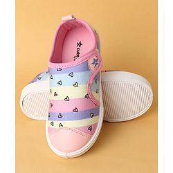 Cute Walk by Babyhug Velcro Closure Casual Shoes with Hearts Print - Pink