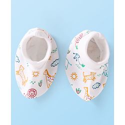 Babyhug Interlock Knit Cap Mittens And Booties Set with Jungle Theme Print - White
