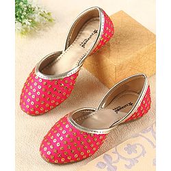 Cute Walk by Babyhug Slip On Mojaris With Sequin Embroidery - Fuchsia