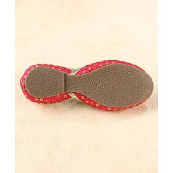 Cute Walk by Babyhug Slip On Mojaris With Sequin Embroidery - Fuchsia