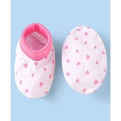 Babyhug 100% Cotton Knit Cap Mittens & Booties With Heart Print & Bow Applique White & Pink - Diameter 10 cm