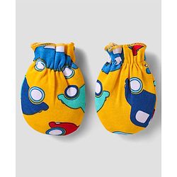 Babyhug 100% Cotton Cap Mittens And Booties Vehicle Printed - Yellow Packet Dim- 19x18cm, Cap Diameter-11x12cm, Mittens- 9cm, Bootties- 9.5cm, Age-Preemie, Pieces- 5