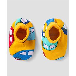 Babyhug 100% Cotton Cap Mittens And Booties Vehicle Printed - Yellow Packet Dim- 19x18cm, Cap Diameter-11x12cm, Mittens- 9cm, Bootties- 9.5cm, Age-Preemie, Pieces- 5