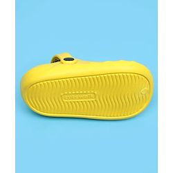 Cute Walk by Babyhug Disney Back Strap Closure Clogs With Mickey Mouse Applique - Yellow