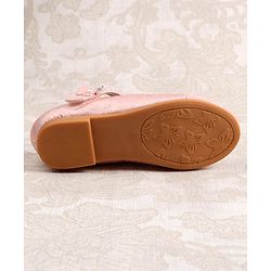 Cute Walk by Babyhug Ballerinas with Velcro Closure & Butterfly Applique - Pink