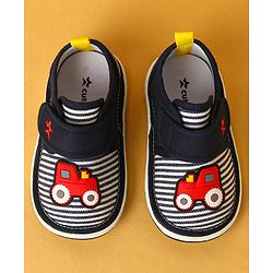 Cute Walk by Babyhug Velcro Closure Casual Shoes with Car Applique - Navy