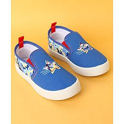 Cute Walk by Babyhug Slip On  Casual Shoes With Star Patch - Blue