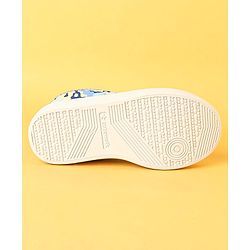 Cute Walk by Babyhug Slip On  Casual Shoes With Star Patch - Blue