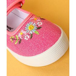 Cute Walk by Babyhug Velcro Closure Casual Shoes with Floral Embroidery Detailing - Pink