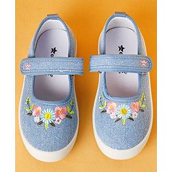 Cute Walk by Babyhug Velcro Closure Casual Shoes with Floral Embroidery Detailing - Pink