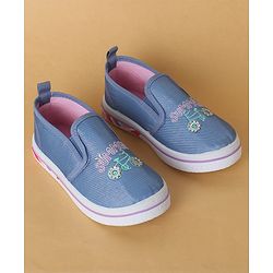 Cute Walk by Babyhug Slip On Casual Shoes with Cycle Embroidery -  White