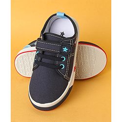 Cute Walk by Babyhug Velcro Closure Casual Shoes - Navy Blue