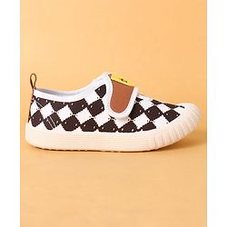Cute Walk by Babyhug Casual Shoes with Velcro Closure & Checks Design - Brown
