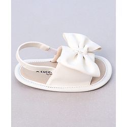Cute Walk by Babyhug Booties with Back Strap & Bow Applique - White
