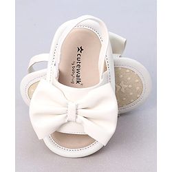 Cute Walk by Babyhug Booties with Back Strap & Bow Applique - White