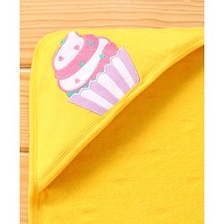 Babyhug 100% Cotton Terry Knit Hooded Towel With Ice Cream & Heart Print L 75 x B 71 cm - Yellow