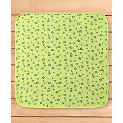 Babyhug Terry Knit Hooded Towel with With Star Print L 30 x B 30 cm - Neon Green