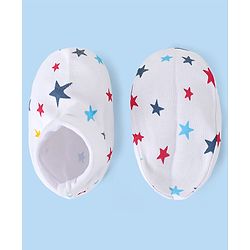 Babyhug 100% Cotton Interlock Knit Mittens & Booties Set with Stars Print - White
