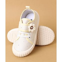 Cute Walk by Babyhug Velcro Closure Casual Shoes with Floral Applique - Beige