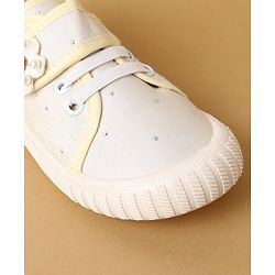 Cute Walk by Babyhug Velcro Closure Casual Shoes with Floral Applique - Beige