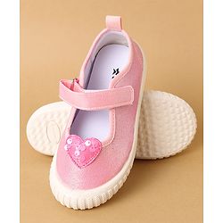 Cute Walk by Babyhug Velcro Closure Casual Shoes with Sequin Heart Applique - Fuchsia