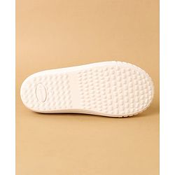 Cute Walk by Babyhug Velcro Closure Casual Shoes with Sequin Heart Applique - Fuchsia
