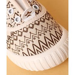 Cute Walk by Babyhug Slip On Casual Shoes  - Beige