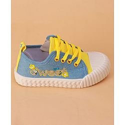 Cute Walk by Babyhug Lace Up Closure Casual Shoes with Sequin Applique - Fuchsia