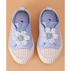 Cute Walk by Babyhug Slip on Casual Shoes with Floral Applique - Light Green