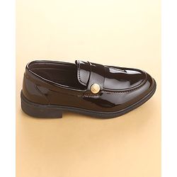 Cute Walk by Babyhug Loafers with Applique - Black
