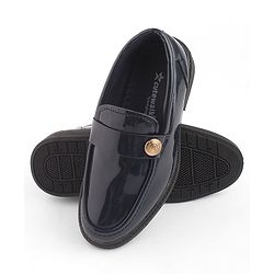 Cute Walk by Babyhug Loafers with Applique - Black