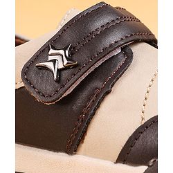 Cute Walk by Babyhug Casual Shoes with Velcro Closure - Brown & Beige