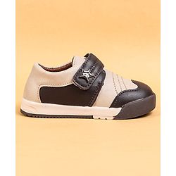 Cute Walk by Babyhug Casual Shoes with Velcro Closure - Brown & Beige