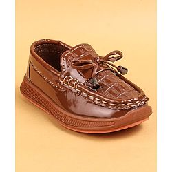 Cute Walk by Babyhug Slip On Loafers With Lace Applique - Navy Blue