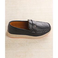 Cute Walk by Babyhug Slip On Loafers - Beige