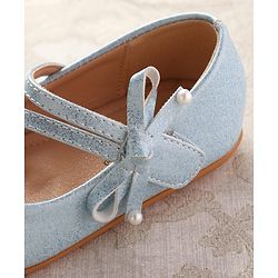 Cute Walk by Babyhug Ballerinas With Velcro Closure & Bow Applique - Beige