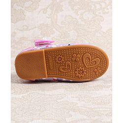 Cute Walk by Babyhug Ballerina with Velcro Closer & Hearts Print - Pink