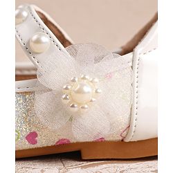 Cute Walk by Babyhug Ballerina with Velcro Closer & Hearts Print - Pink