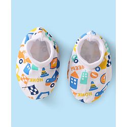 Babyhug 100% Cotton Knit Cap Mittens & Booties Set with Vehicle Print White - Diameter 10 cm