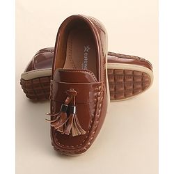 Cute Walk by Babyhug Slip On Loafers with Tassels Applique - Brown