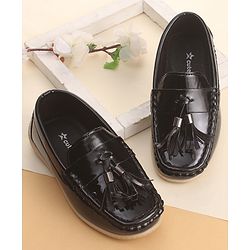 Cute Walk by Babyhug Slip On Loafers with Tassels Applique - Brown
