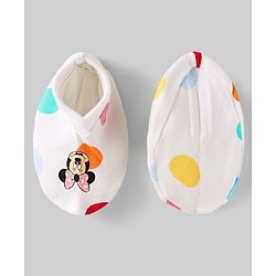 Babyhug Disney Interlock Knit Caps Mittens & Booties Set With Minnie Mouse Family Print White - Diameter 15 cm