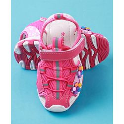 Cute Walk by Babyhug Sandals With Velcro Closure & Floral Applique - Fuchsia