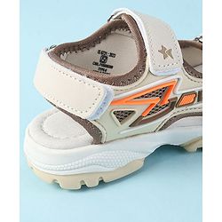 Cute Walk by Babyhug Velcro Closure Sandals with 3D Applique - Grey