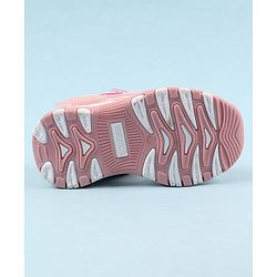 Cute Walk by Babyhug Velcro Closure Solid Color Sandals  - Pink