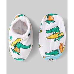 Babyhug 100% Cotton Mittens & Booties Set With Vehicle Print Pack Of 2 - White