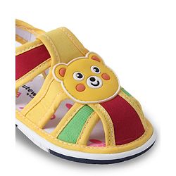 Cute Walk by Babyhug Sandals with Velcro Closure & Teddy Applique - Yellow