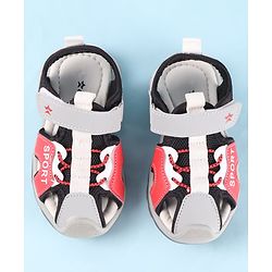 Cute Walk by Babyhug Velcro Closure Sandals With Sport Print - Red